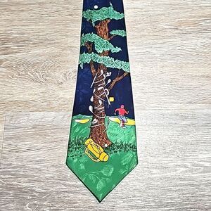 A. Roger's tie 👔